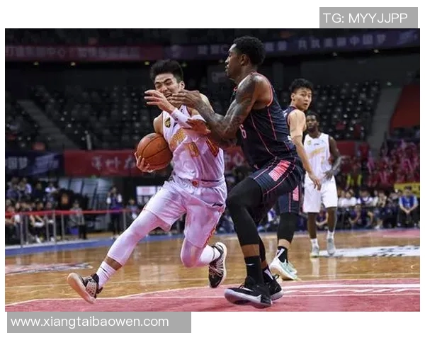 广东与深圳季后赛精彩瞬间回顾与分析全景展现篮球激情与对决魅力